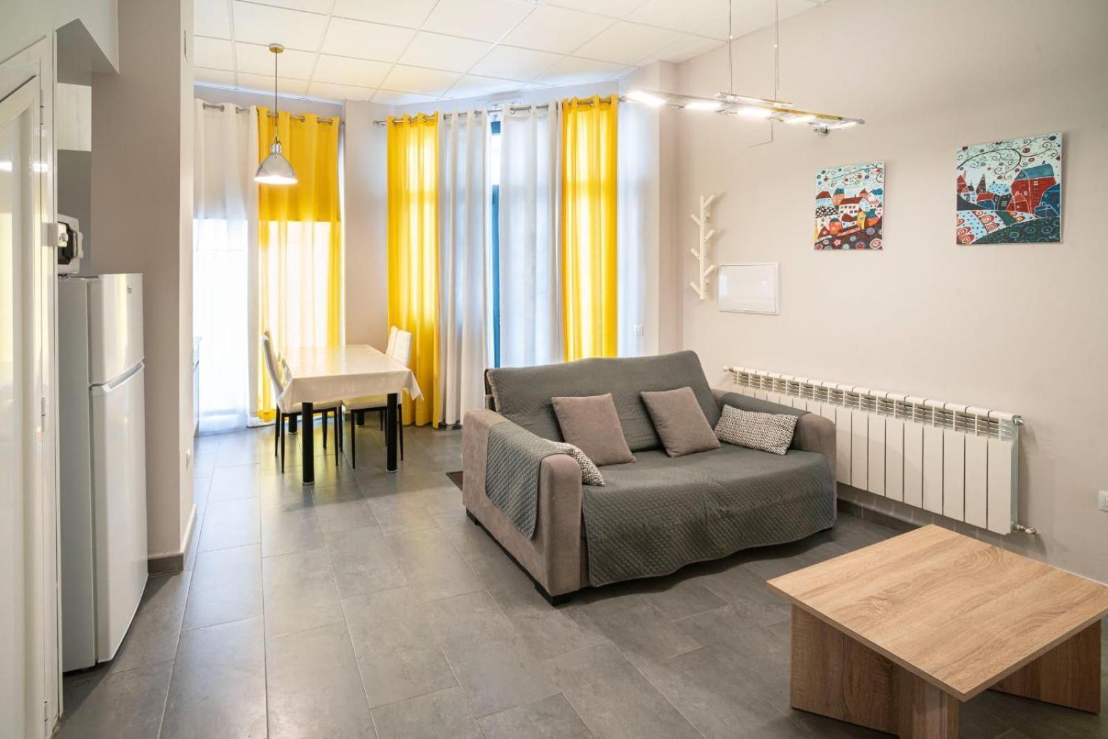 Apartamentos La Plazuela Баньос-де-Монтемайор Екстер'єр фото